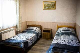 Мини-отель Гостиница Сытый Путник Smolnitsa Двухместный номер с 2 отдельными кроватями и общей ванной комнатой-1